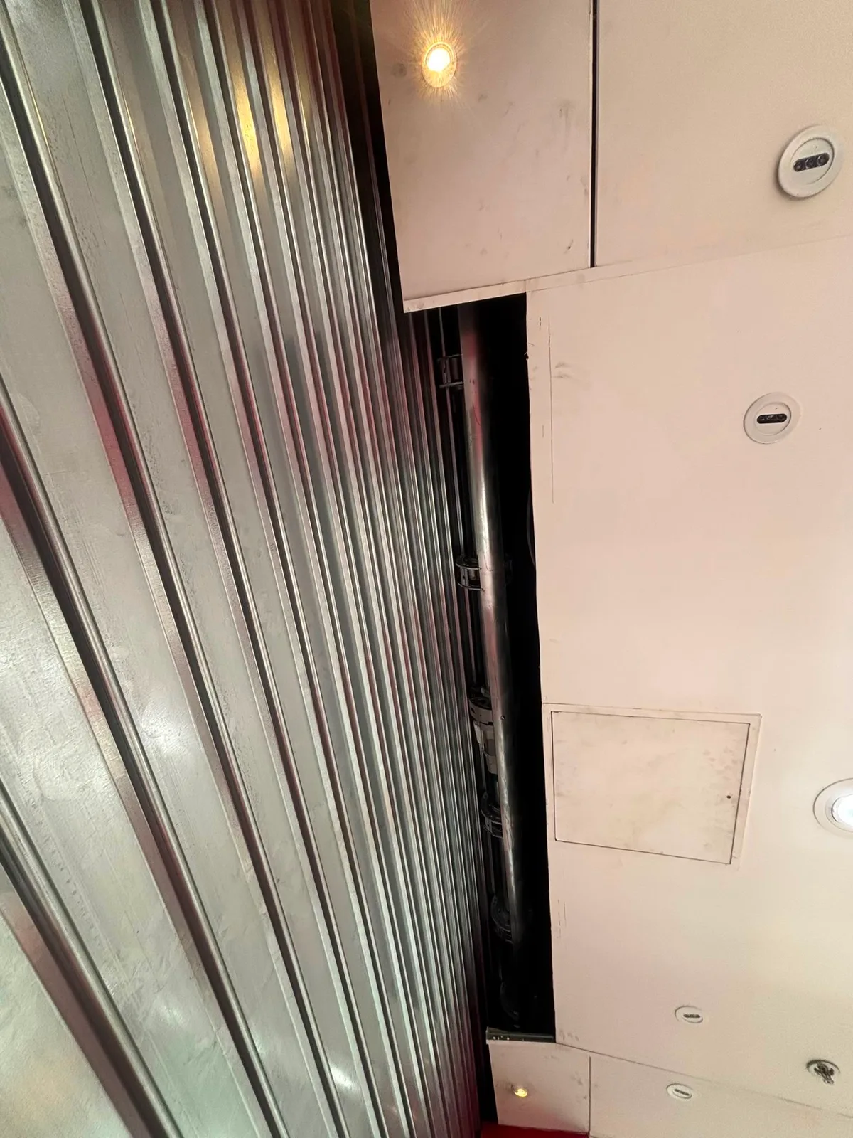 Réparation de rideau métallique à Paris 18